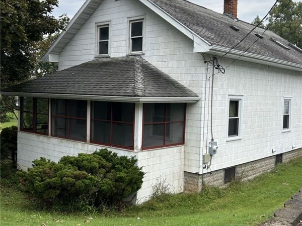 1709 Lehigh Station Road, Henrietta, NY 14467