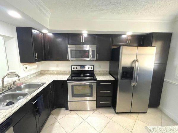 2805 SW 22ND Avenue, Unit 2070, Delray Beach, FL 33445
