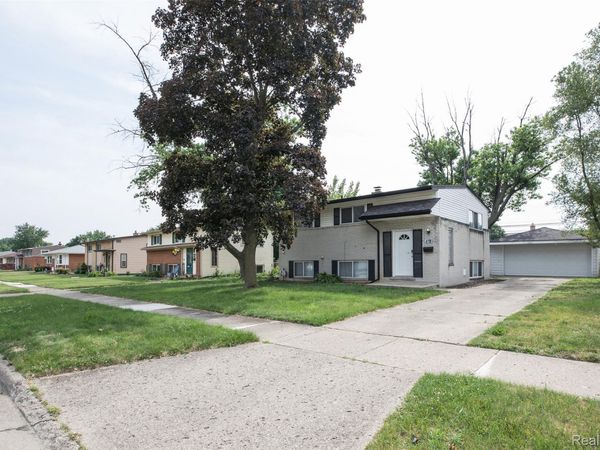 6739 Caribou Street , Westland, Mi 48185