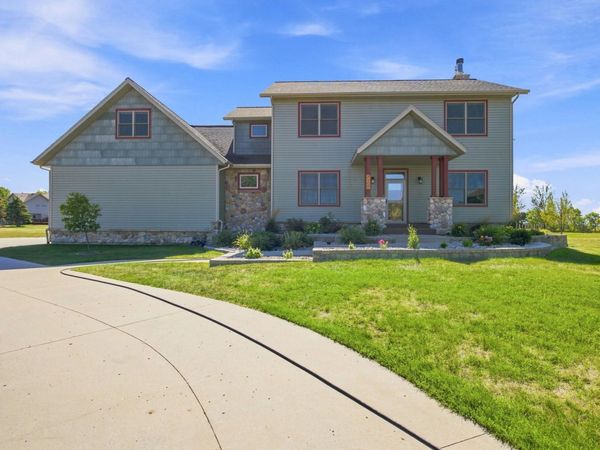 7107 Maple Lane, Horace, ND 58047