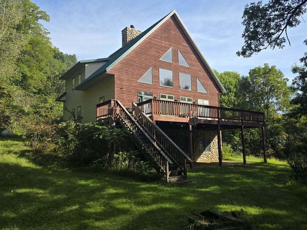 10235 Tavern ROAD, Soldiers Grove, WI 54655