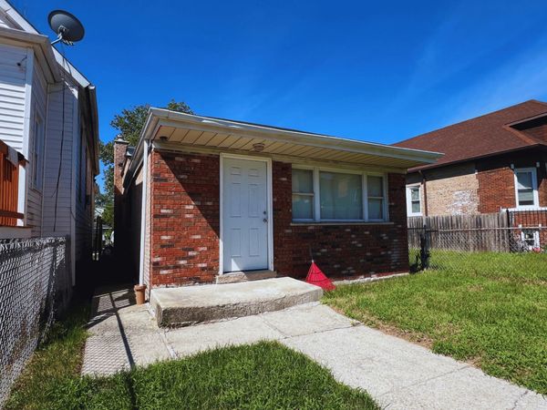 6728 S Carpenter Street , Chicago, IL 60621