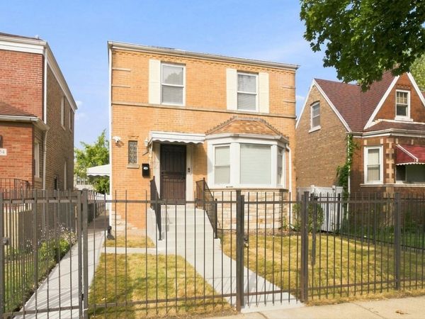 8252 S Marshfield Avenue, Chicago, IL 60620