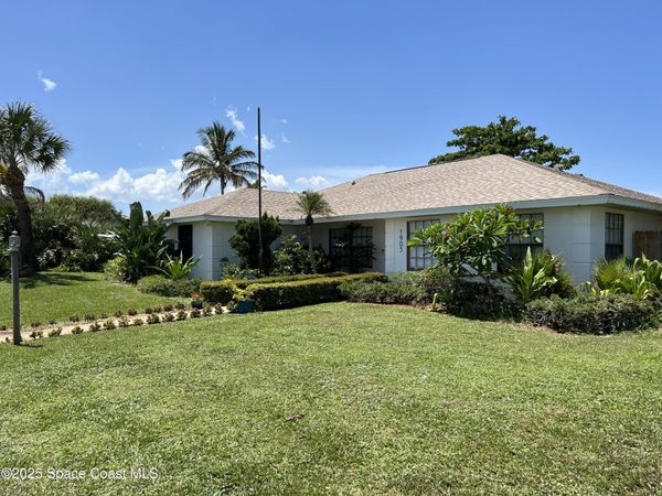 1905 Redwood Avenue, Melbourne Beach, FL 32951