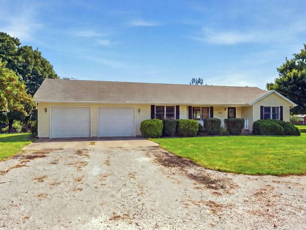 11345 DEVILS CREEK, Blue Grass, IA 52726