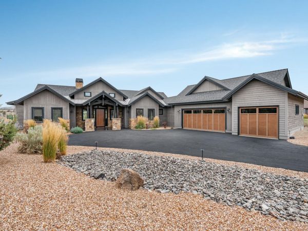16661 SW Ranchview Court, Powell Butte, OR 97753