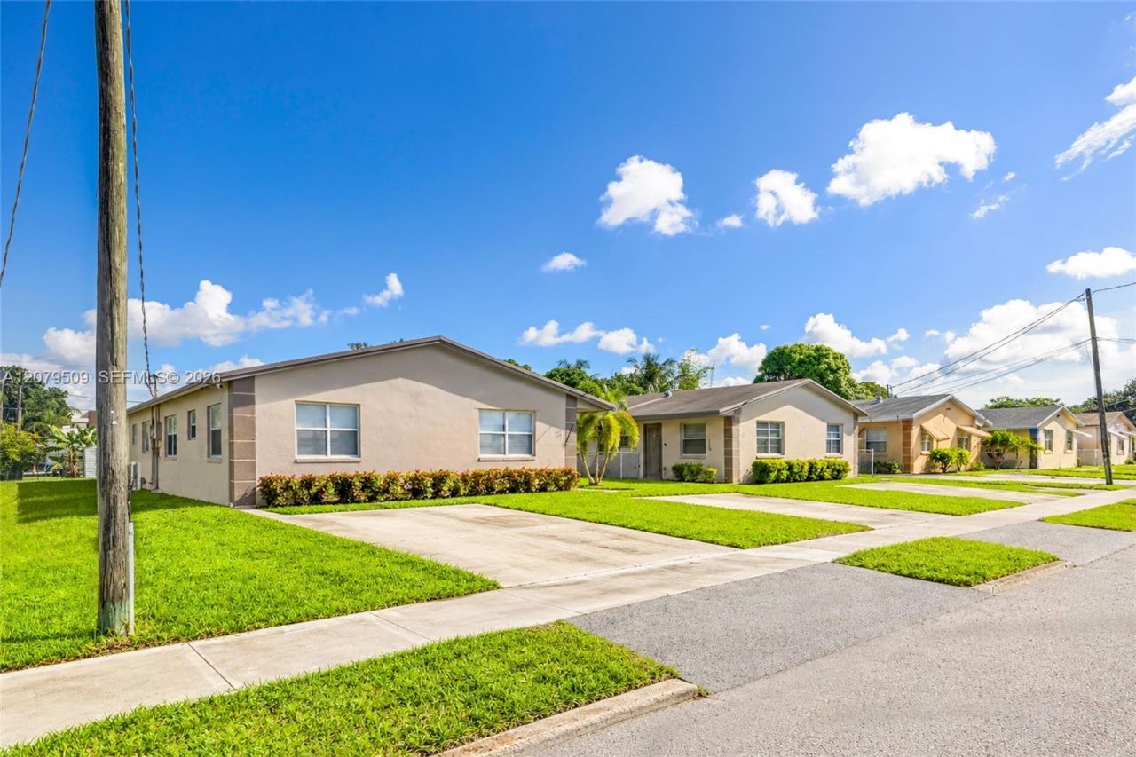 5921 Pierce St, Unit 1-8, Hollywood, FL 33021 Photo