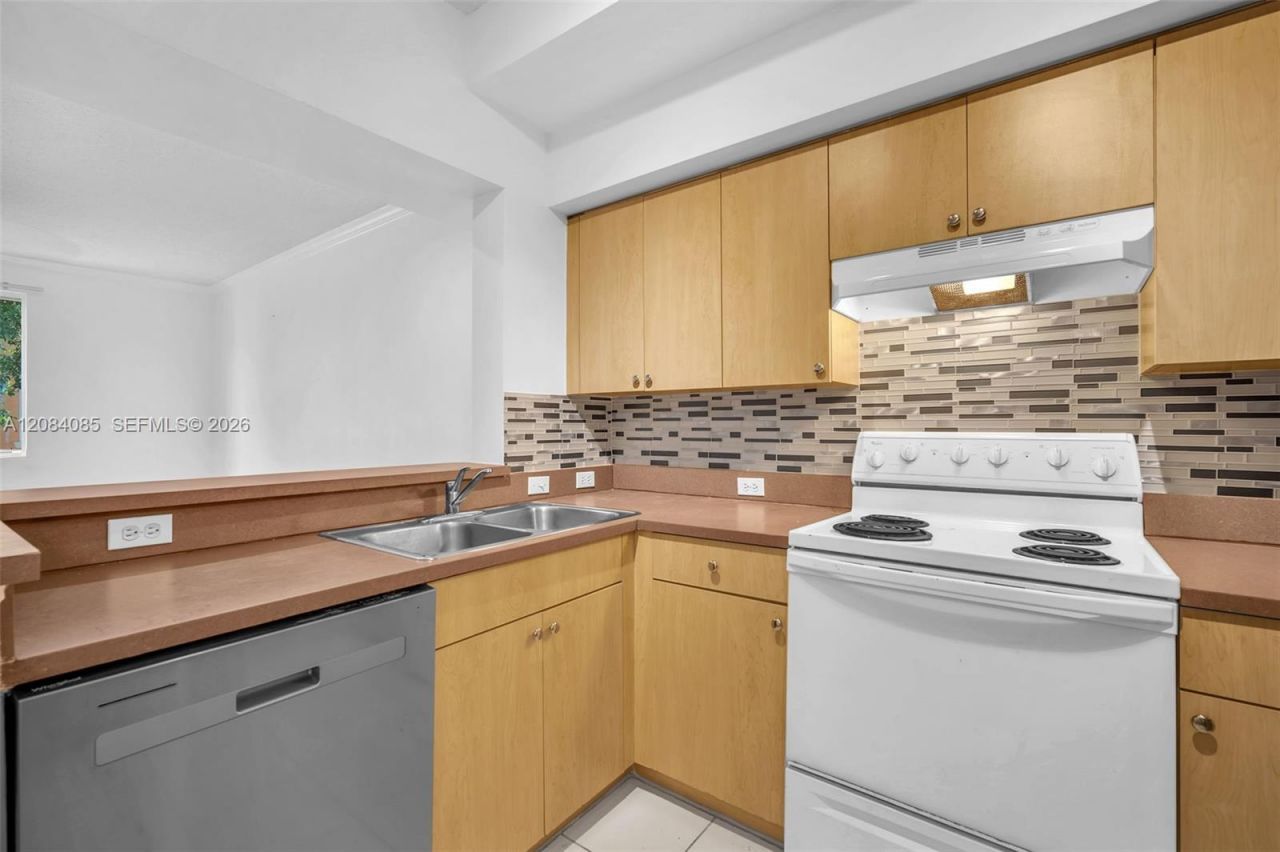 2931 NE 185th St, Unit 1101, Aventura, FL 33180 Photo