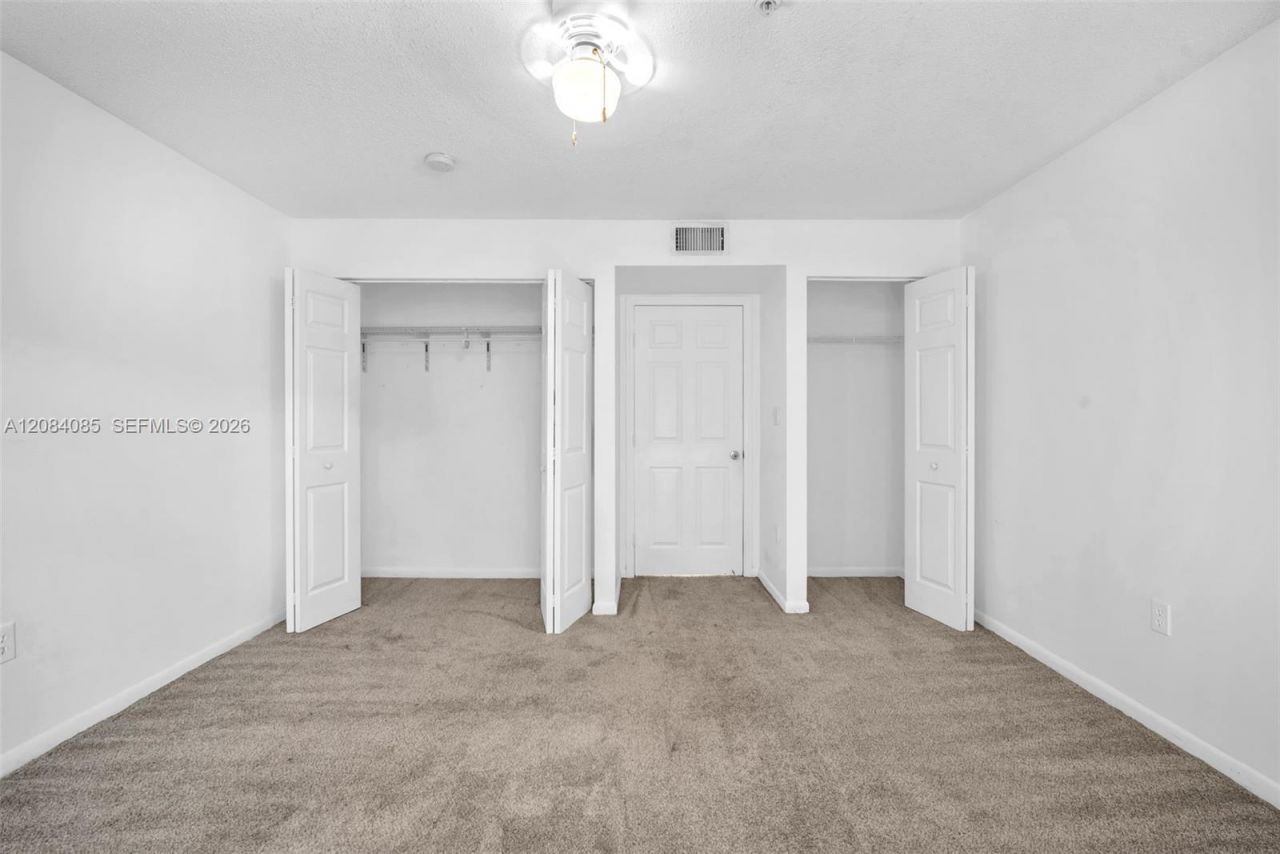 2931 NE 185th St, Unit 1101, Aventura, FL 33180 Photo