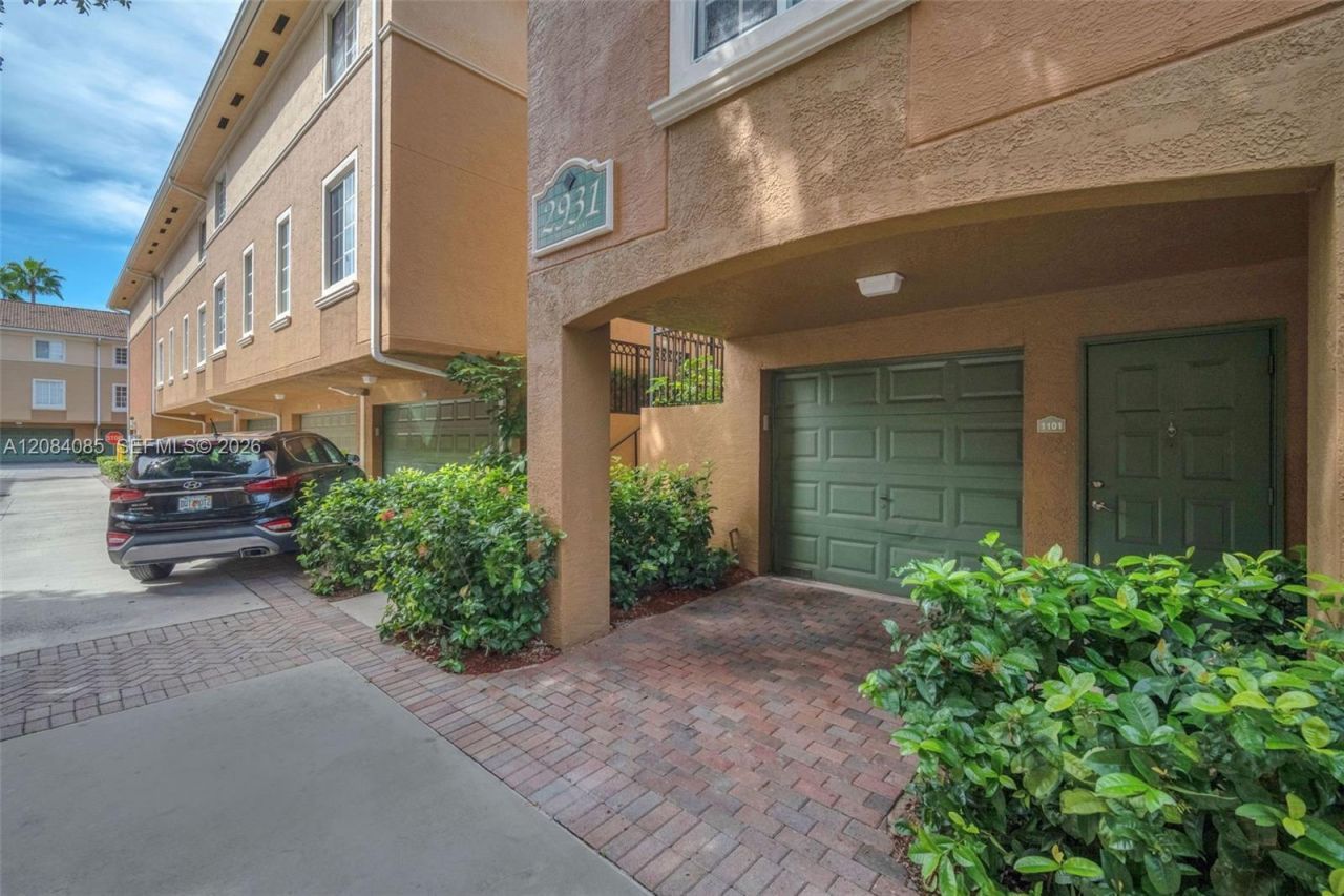 2931 NE 185th St, Unit 1101, Aventura, FL 33180 Photo