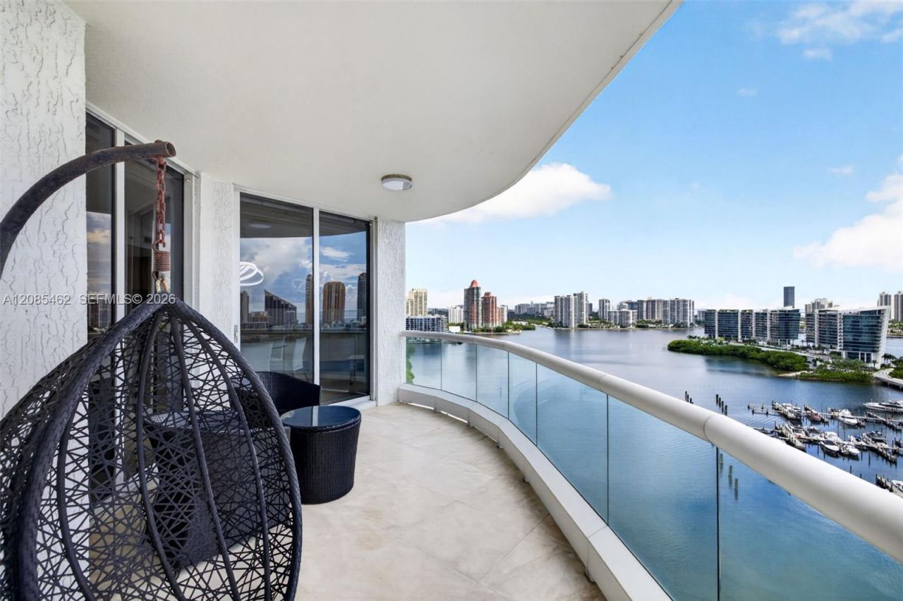6000 Island Blvd, Unit 2104, Aventura, FL 33160 Photo