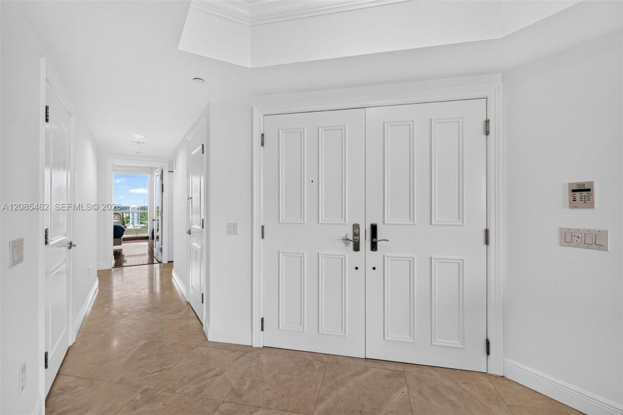6000 Island Blvd, Unit 2104, Aventura, FL 33160 Photo