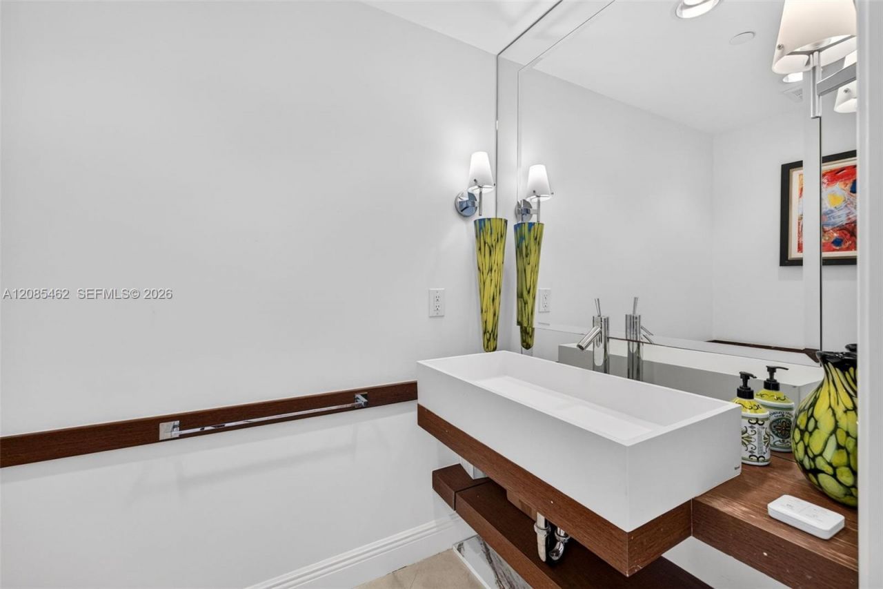 6000 Island Blvd, Unit 2104, Aventura, FL 33160 Photo