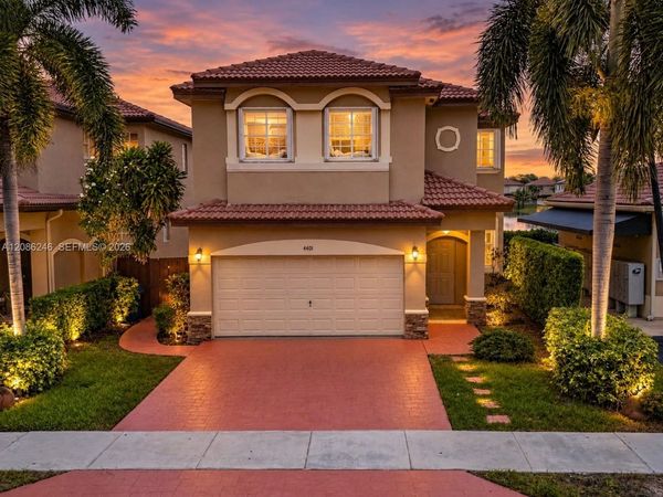 4401 NW 113th Ct , Doral, FL 33178