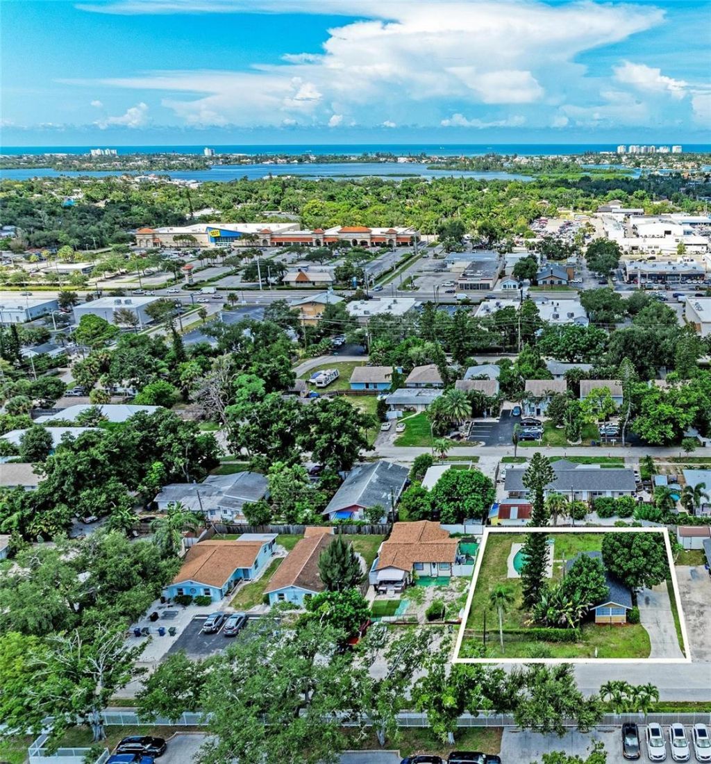 3928 S East Avenue, Sarasota, FL 34231 Photo