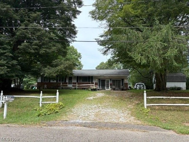 1207 Chaparrel Road SW, Hartville, OH 44632 Photo 1