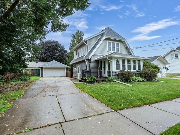 727 N BENNETT STREET, Appleton, WI 54914