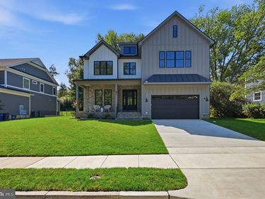 906 HILLCREST DRIVE SW, VIENNA, VA 22180