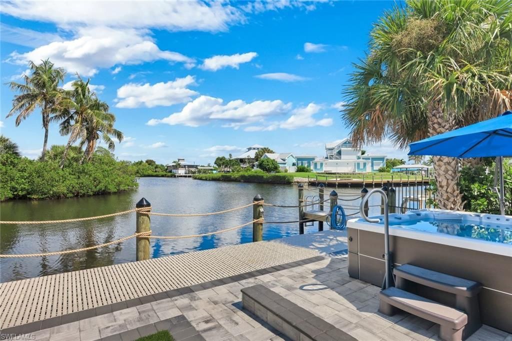 16340 Buccaneer St, Bokeelia, FL 33922 Photo