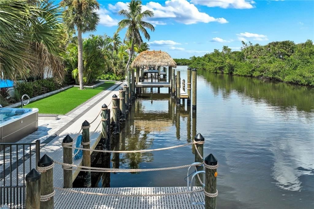 16340 Buccaneer St, Bokeelia, FL 33922 Photo