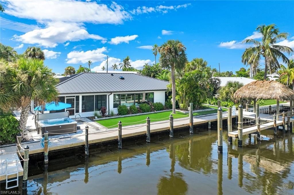 16340 Buccaneer St, Bokeelia, FL 33922 Photo