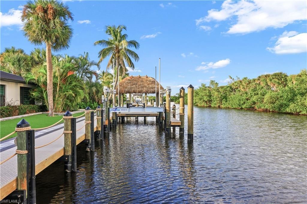 16340 Buccaneer St, Bokeelia, FL 33922 Photo