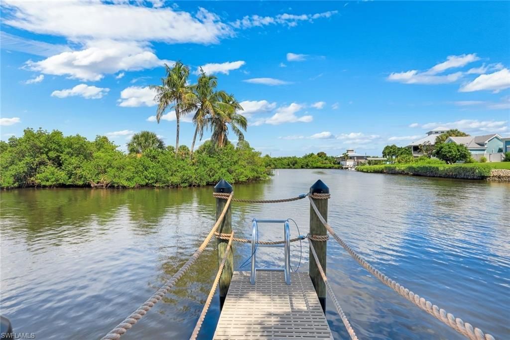 16340 Buccaneer St, Bokeelia, FL 33922 Photo