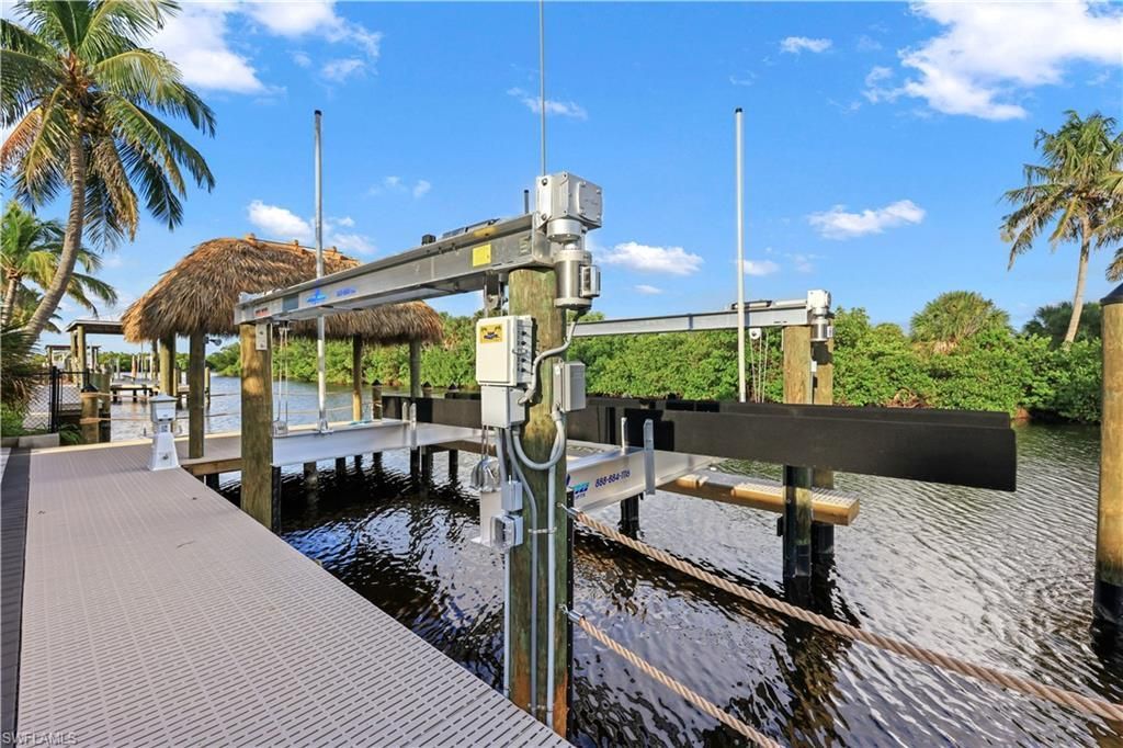 16340 Buccaneer St, Bokeelia, FL 33922 Photo