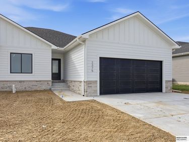 2375 N Oak Street, Wahoo, NE 68066