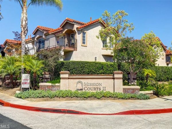 1 Dogwood, Rancho Santa Margarita, CA 92688