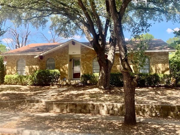 2917 Clover Valley Drive , Garland, TX 75043