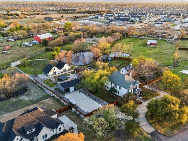 3706 Castle Drive, Rowlett, TX 75089