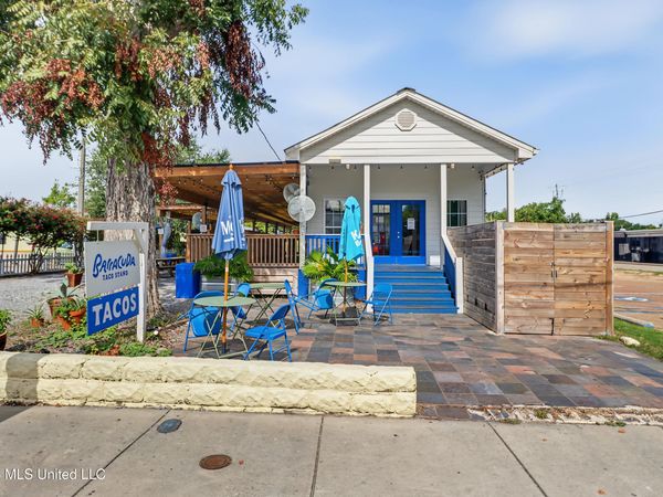 112 N 2nd Street, Bay Saint Louis, MS 39520