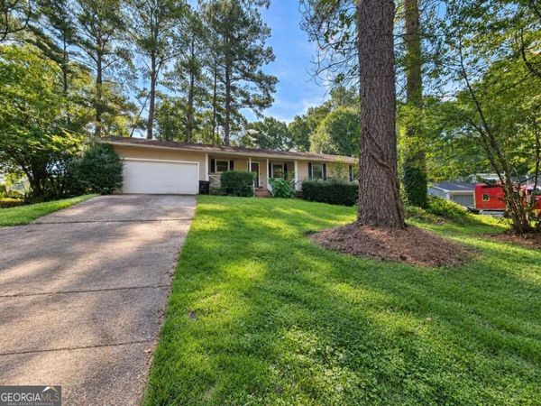 30 Smoke Rise Court, Stockbridge, GA 30281