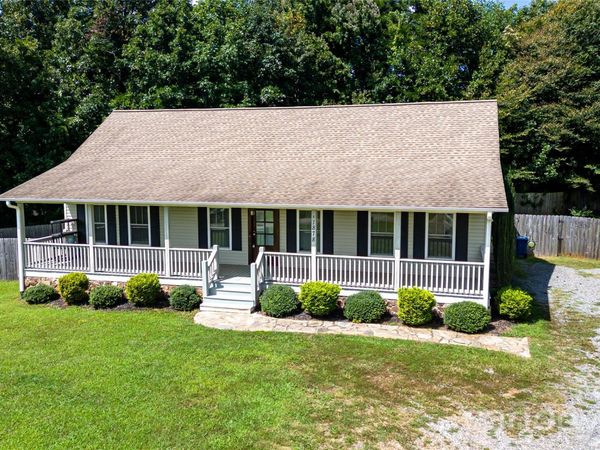 1878 W US 70 Highway , Morganton, NC 28655