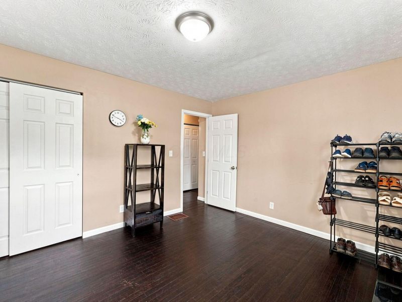 3322 Walmar Drive, Columbus, OH 43224 Photo 14