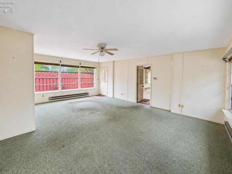 721 Laurel Avenue, Marblehead, OH 43440 Photo 12