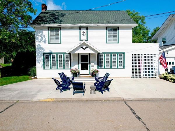 319 Seneca Avenue, Huron, OH 44839