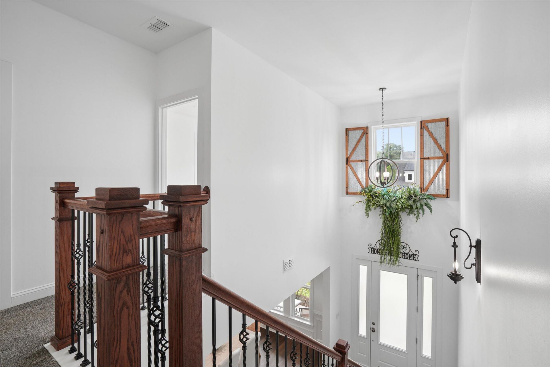 1300 Enfield Lane Photo 22