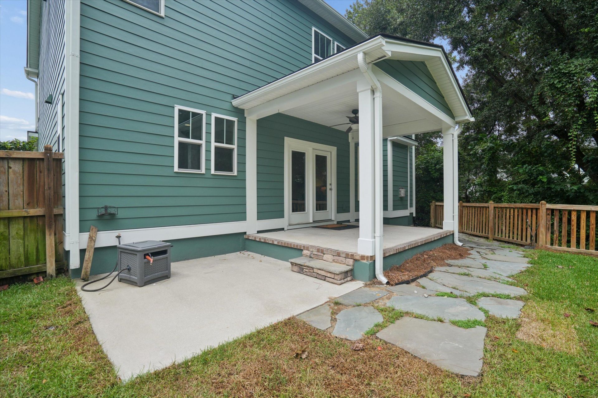 1300 Enfield Lane Photo 38