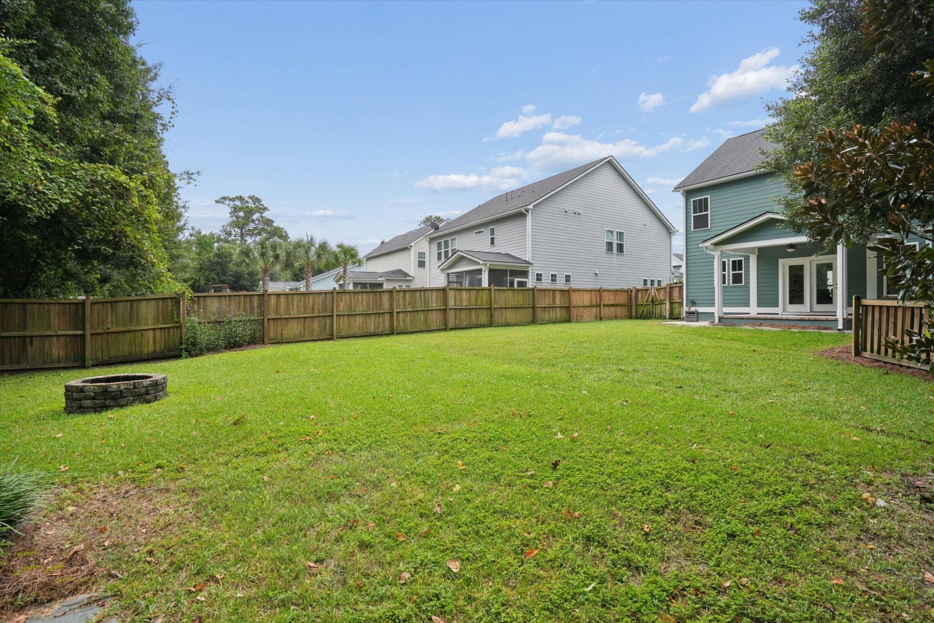 1300 Enfield Lane Photo 41