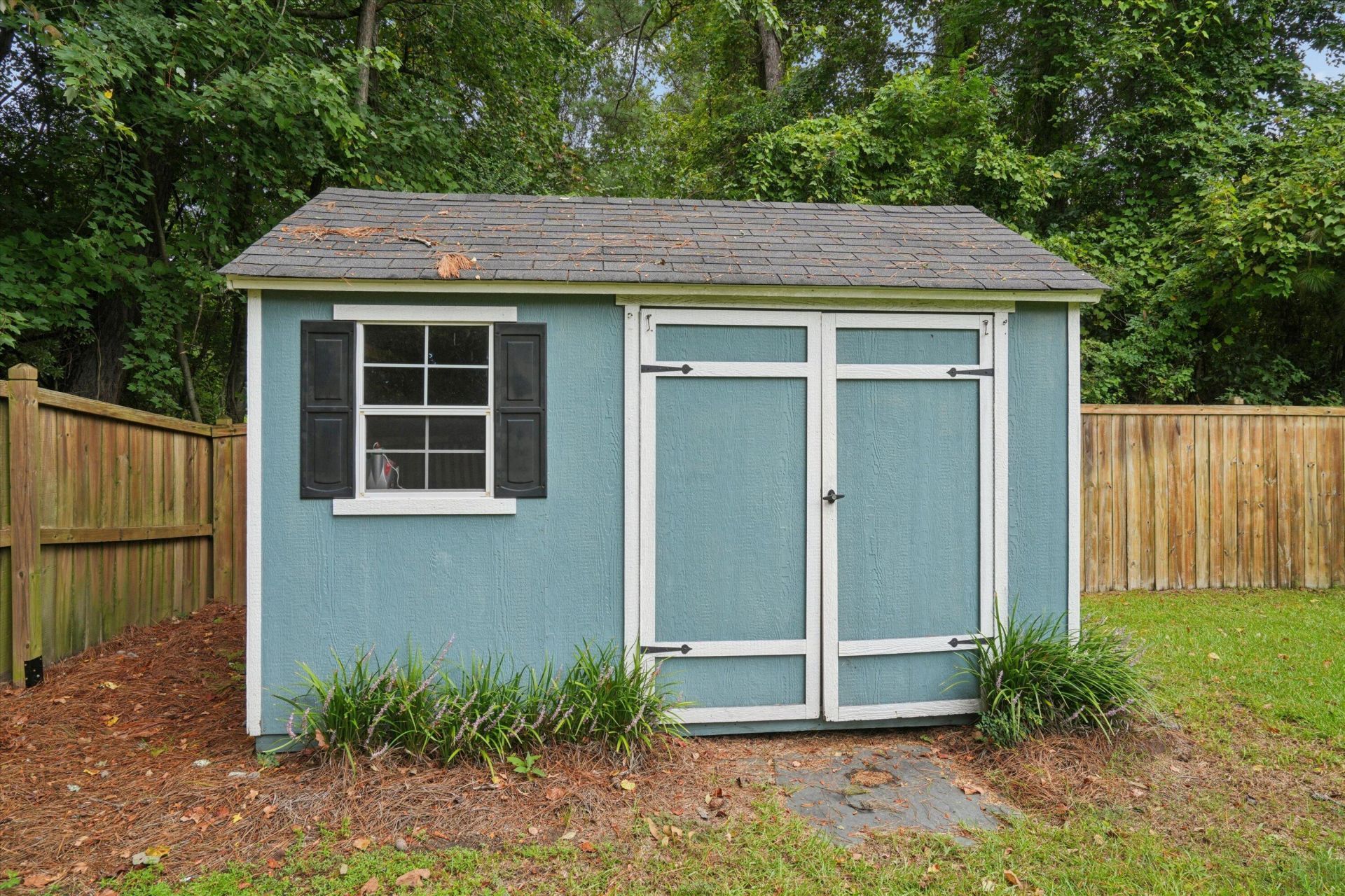 1300 Enfield Lane Photo 42