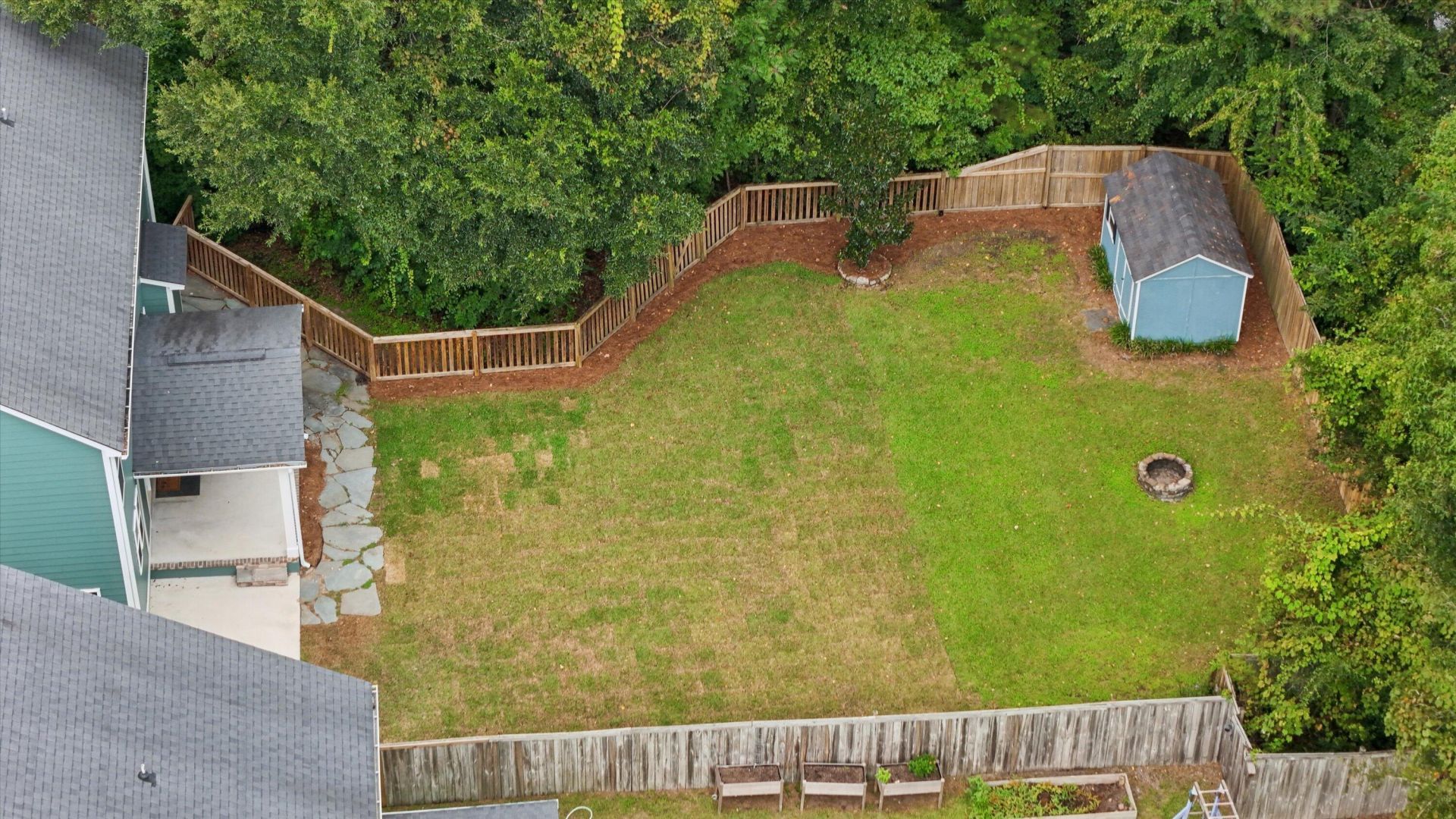 1300 Enfield Lane Photo 43