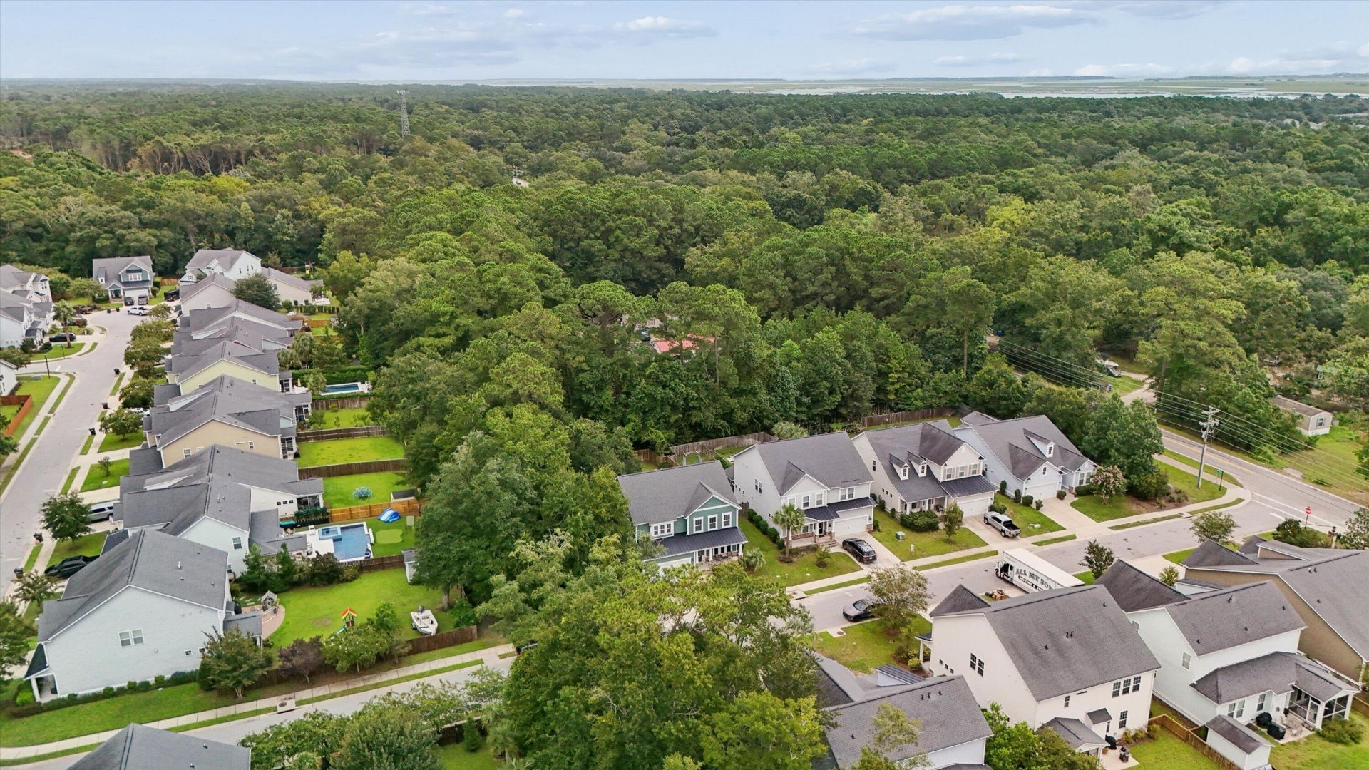 1300 Enfield Lane Photo 45