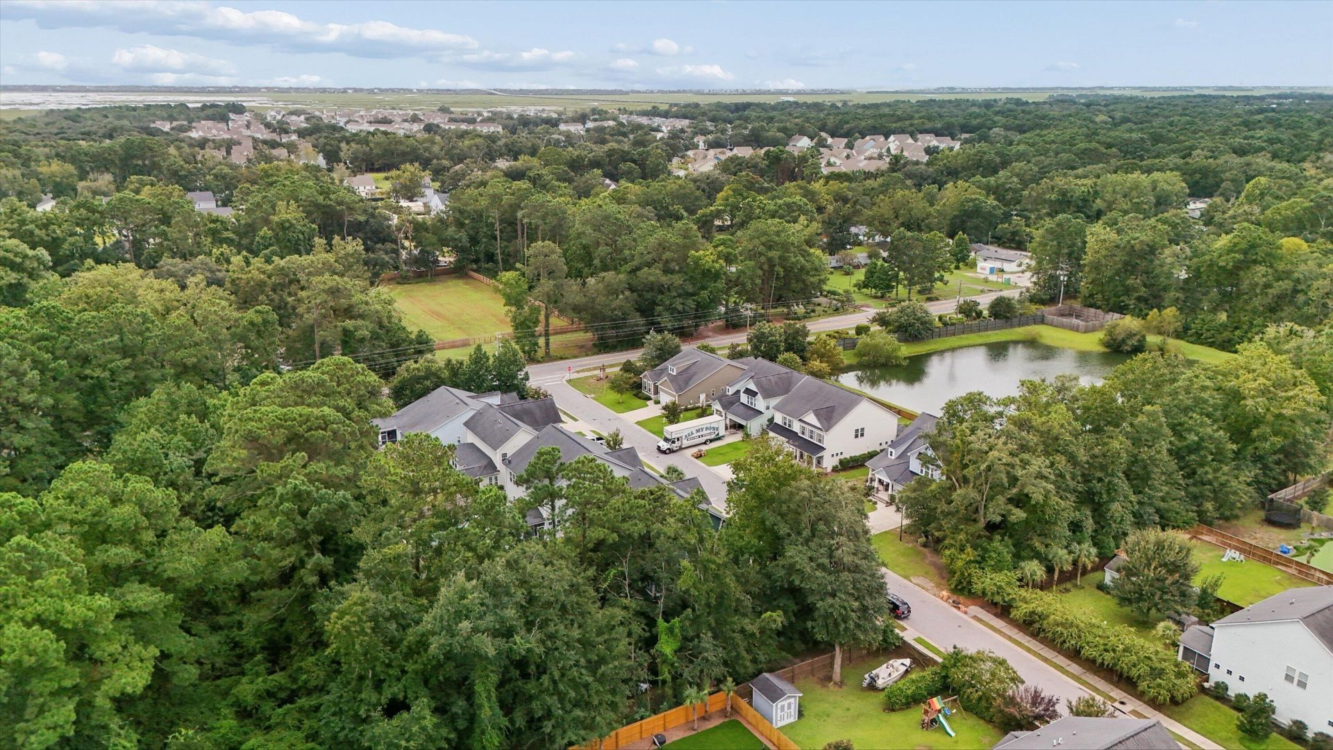 1300 Enfield Lane Photo 46