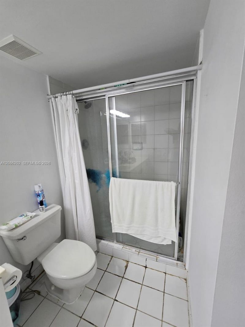 3300 NE 191st St, Unit 1202, Aventura, FL 33180 Photo