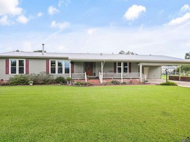38449 Charleston Rd, Prairieville, LA 70769