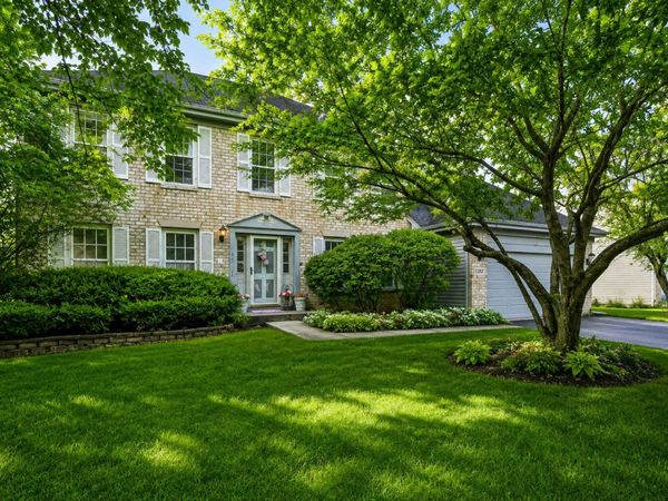 5282 Galloway Drive , Hoffman Estates, IL 60192