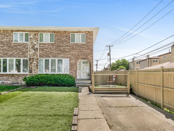 3615 N Pacific Avenue , Chicago, IL 60634