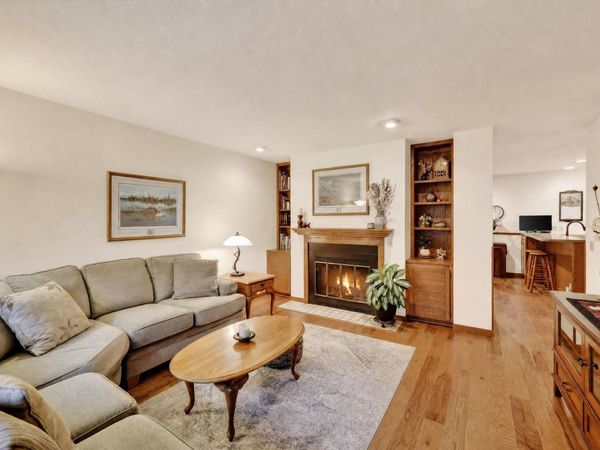 8 Oak Grove Drive, Madison, WI 53717